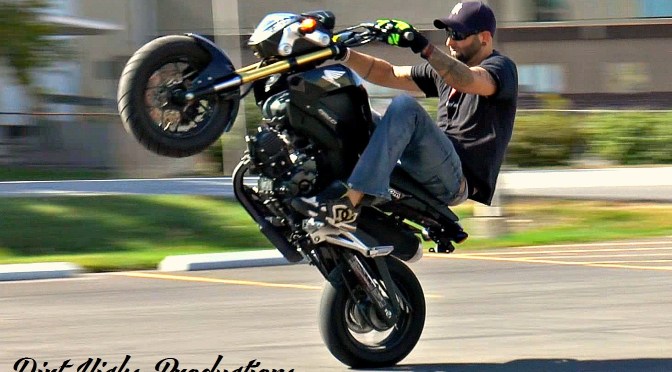 Honda Grom stunts – Matt Carpanini