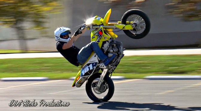 MICHAEL JUNCKER WHEELIES THE DRZ400 AT THE STUNT LOT