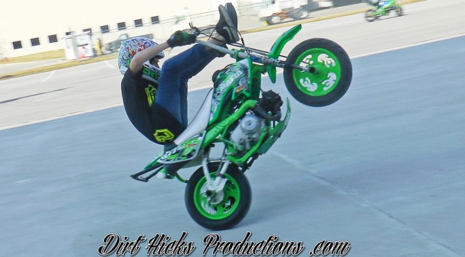 PIT BIKE & GROM STUNTING – INDIANAPOLIS LOT DAY RAW FOOTAGE 2/18/17 – PITBIKE STUNT RIDING