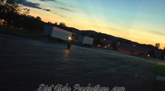 EVENING HARLEY STUNTING w/ @GRAMPION @MG_STUNTS @DLB199 – HD WHEELIES AT DUSK – COCK’S STUNT PARTS