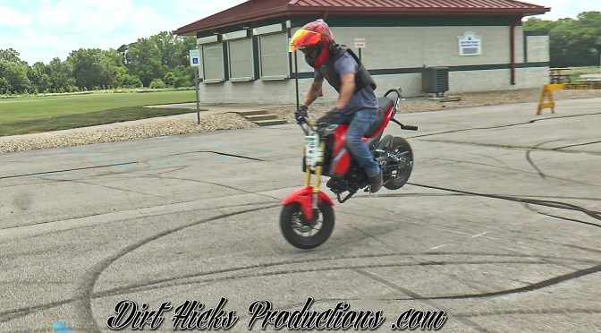 WILL THE HONDA GROM WHEELIE OUT OF A 180 SHUFFLE? RYAN GARDNER, GAGE SUTTON, MICHAEL HANES – MSX125